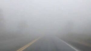 Thick fog: highway closed, flights cancelled