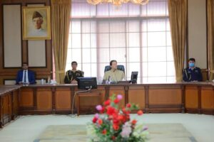 Federal govt will present a mini-budget today