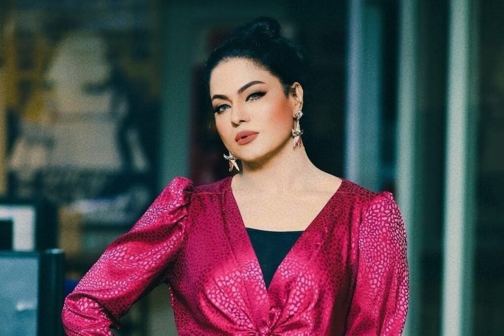 Veena Malik submits petition in court for the return of her dowry from ex-husband