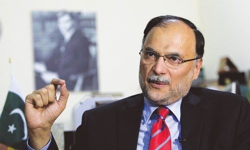 'We apologised to Ahsan Iqbal willingly,’ says family who heckled PML-N leader