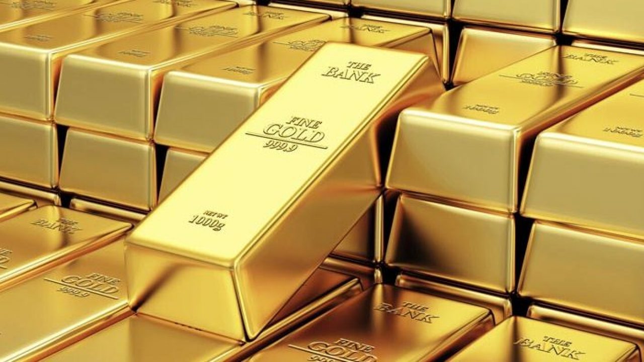 Price of gold in Pakistan hits close to Rs300000