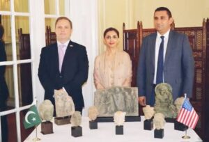 US gives back Antiquities worth millions of dollars stolen by Indian smuggler to Pakistan