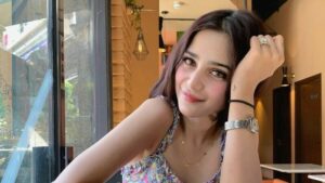 ‘My father was against my singing,’ reveals Aima Baig