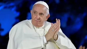 Catholic church open to LGBT people, says Pope Francis