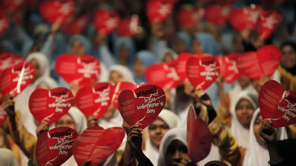 Valentine's Day chocolates may break hearts amid skyrocketing cocoa prices