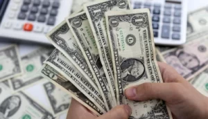 Dollar slips as banking sector fears ebb