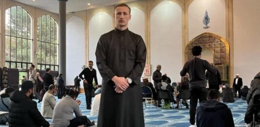 Alfred William Best, aka Alfie Best, a well-known and wealthy businessman in the United Kingdom, converted to Islam.