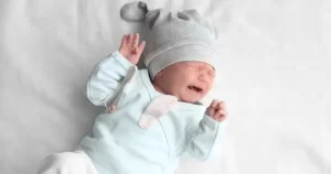What if a newborn doesnt cry after birth?