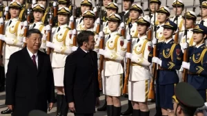 Macron counting on Xi to 'stop Russia-Ukraine war '