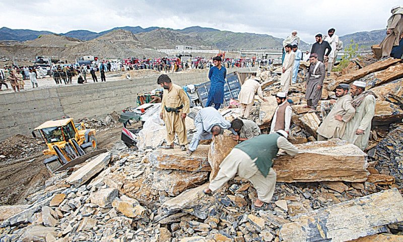 Torkham landslide death toll rises to 6