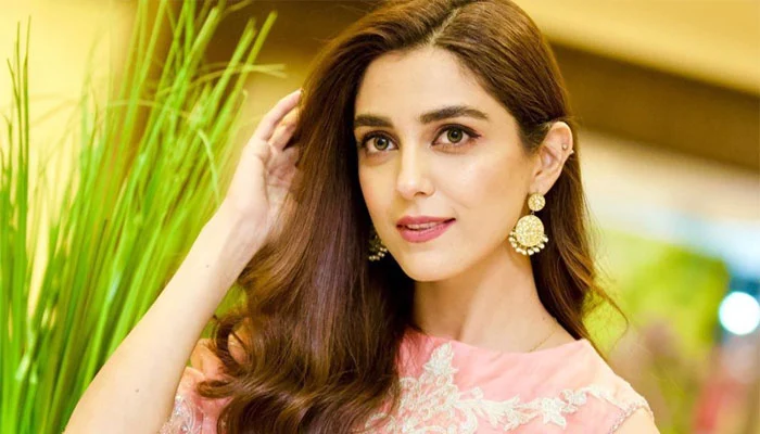 Maya Ali mocks Maryam Nawaz in new viral video