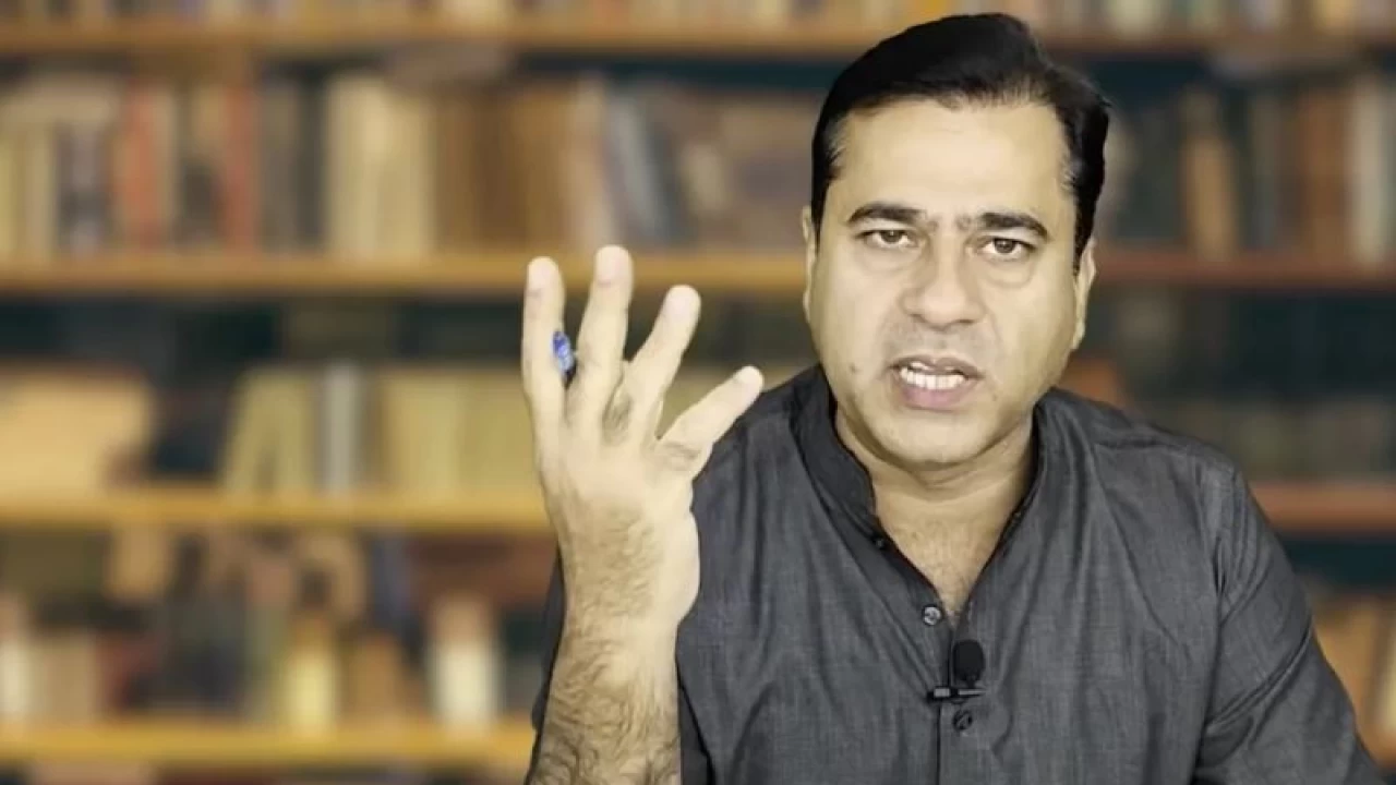 Journalist Imran Riaz Khan arrested at Sialkot Airport