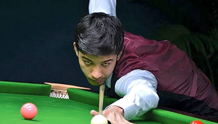Why has Pakistani snooker player Majid Ali committed suicide?