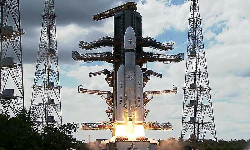 What are the main objectives of Chandrayaan-3?