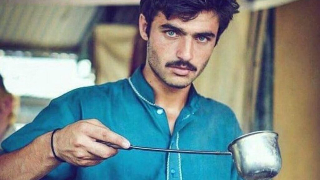 Famous Pakistani Chaiwala now owns a cafe in London