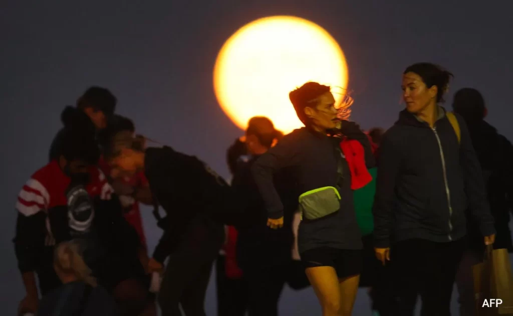 Best pics of rare super blue moon from around the world