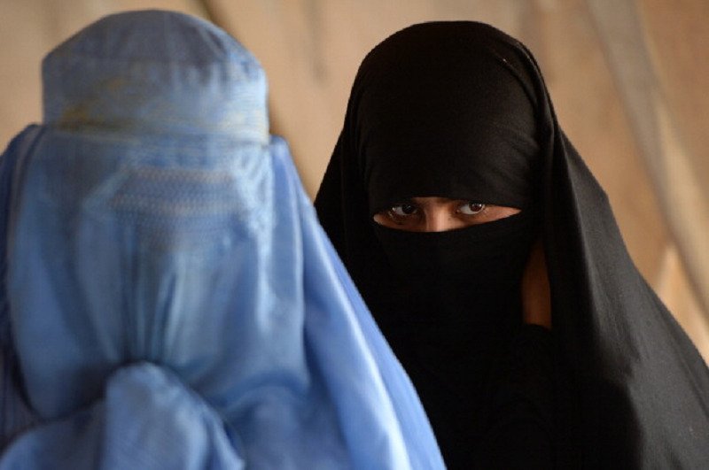Egyptians divided over recent niqab ban at schools