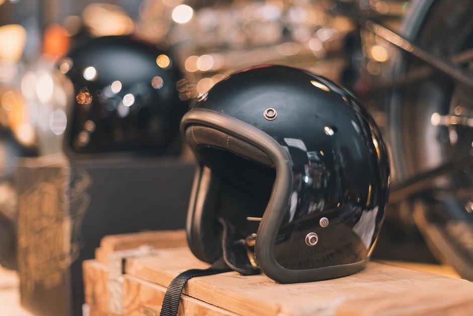 LHC orders Rs2,000 fine over helmet violation in Punjab