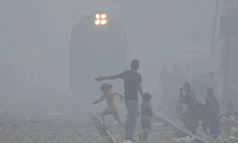 Improved air quality prompts lifting of lockdown in Lahore