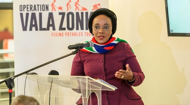 South Africa minister robbed, guns stolen from bodyguards
