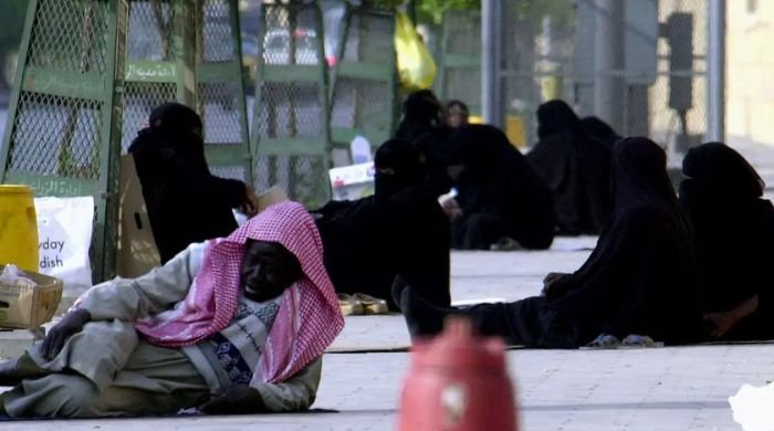 Saudi police detain more than 4,000 beggars from Masjid al-Haram