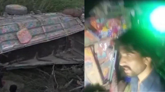 17 dead as truck en route to Shah Noorani shrine falls into ditch