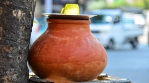 6 health benefits of drinking water from a clay pot