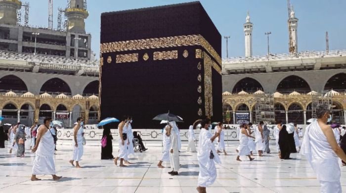 Karachi police detain woman for performing 'Golden Umrah'