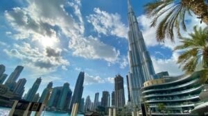 Risks and benefits of Living in Dubai 2025