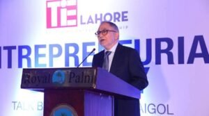 Top 10 wealthiest people in Pakistan 2025