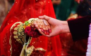Bride dies in groom’s arms on wedding day in Lahore