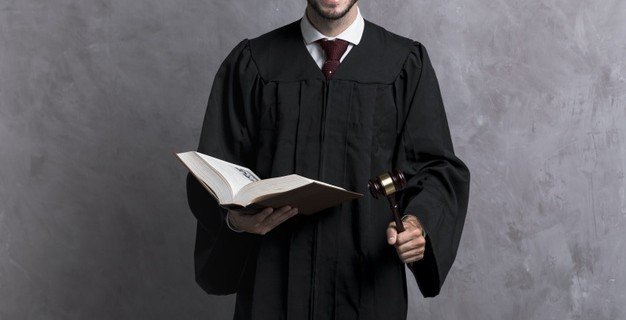 Indian Lawyer sentenced to 6 months in jail after appearing in court with ‘unbuttoned shirt’