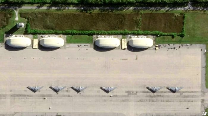 US moves largest B-2 stealth bomber fleet 3 aircraft carriers to Indo-Pacific