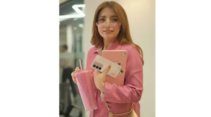 Dananeer Mobeen leaked realme’s yet-to-launch pink C75x