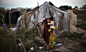 44.7% of Pakistanis declared poor under new World Bank poverty line