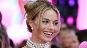 Margot Robbie likely to star in Tim Burton’s remake of ‘Attack of the 50 Foot Woman’