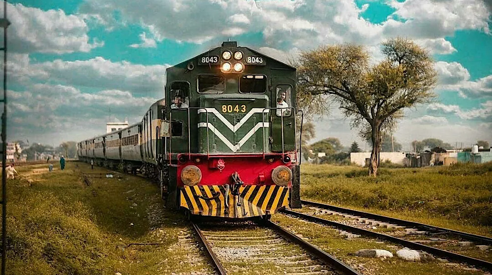 Pakistan Railways announces bullet train by 2030
