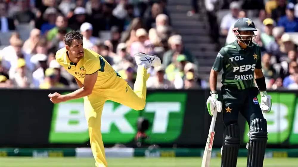 Legendary pacer joins forces With Babar Azam for BBL 15