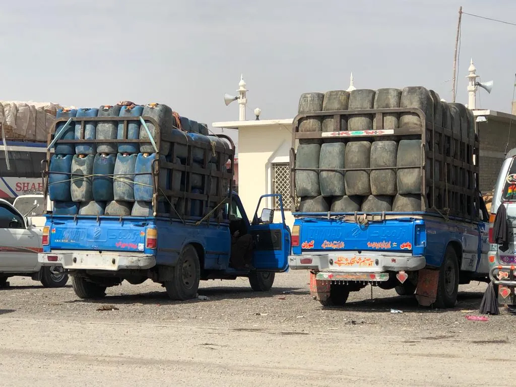 Gwadar bans oil-carrying vehicles amid crackdown on fuel smuggling