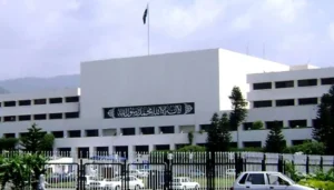 Pakistan Civil Service Reforms: Govt Proposes Merit-Based Promotions, KPIs, and New Training System