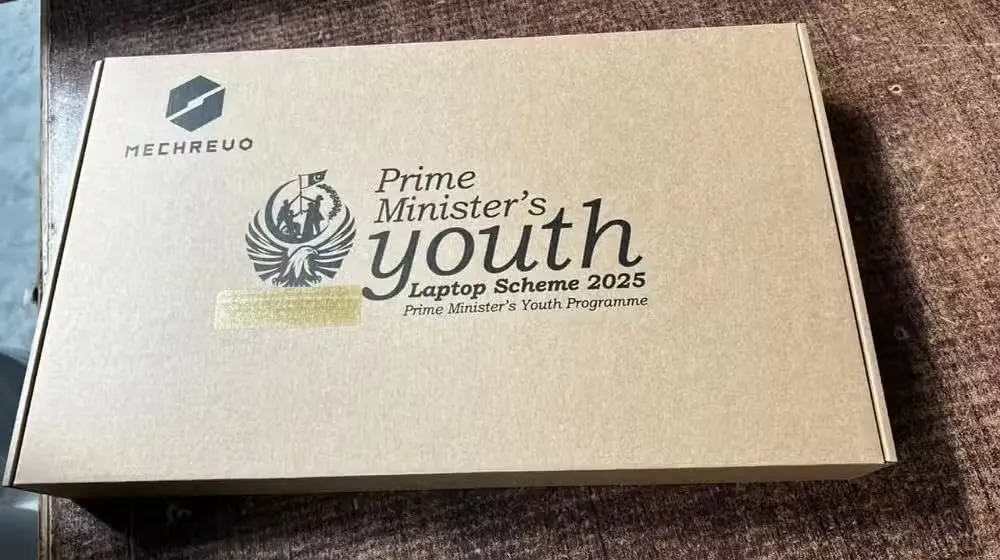 Prime Minister’s Laptop Scheme Launched in Sindh, 20,000 Laptops for Students