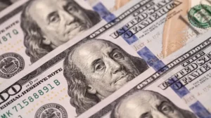 Pakistan’s External Debt Nears $92 Billion Amid Currency Volatility Risks