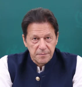 14 Former Cricket Captains Urge Pakistan to Ensure Medical Care for Imran Khan