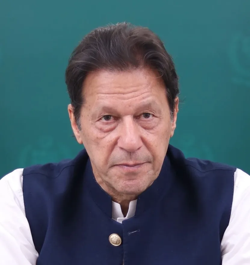 14 Former Cricket Captains Urge Pakistan to Ensure Medical Care for Imran Khan