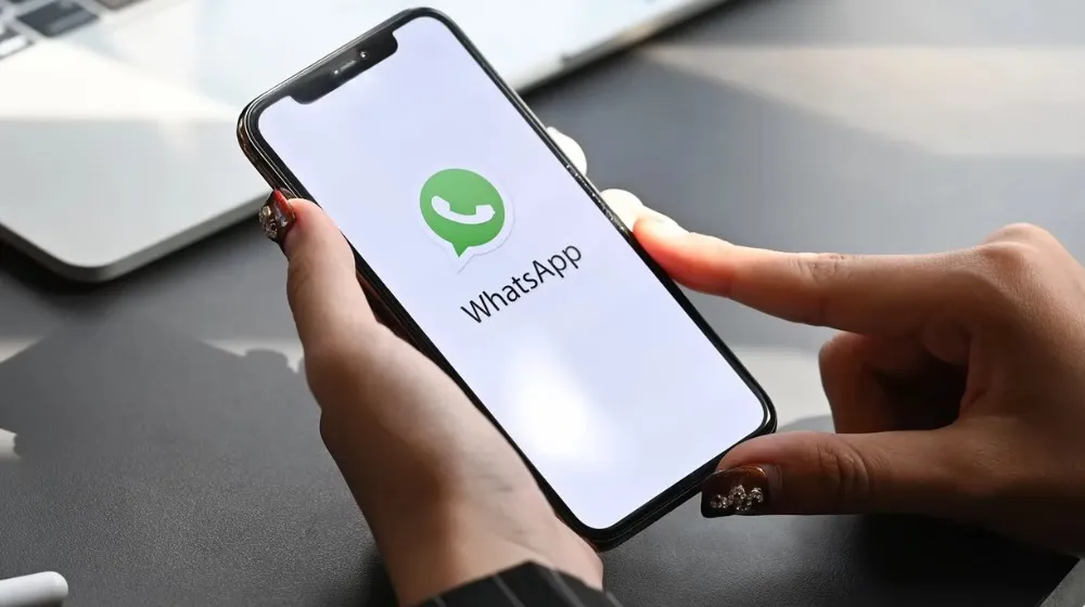WhatsApp Testing Scheduled Messages Feature for Chats and Groups
