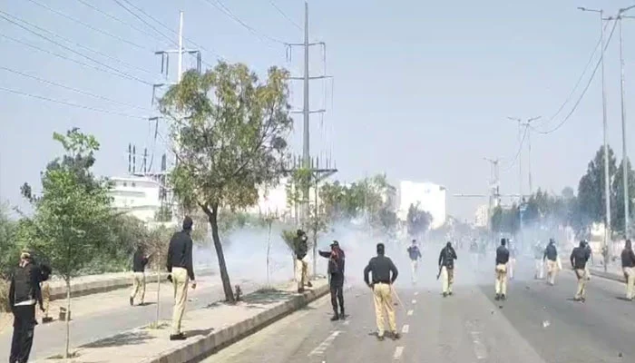 8 Killed, 18 Injured as Protest Over Iran Leader’s Death Turns Violent Outside US Consulate Karachi