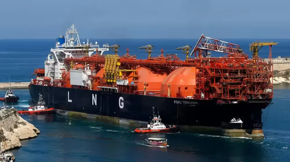 Paki Faces LNG Crisis as Gulf War Disrupts Qatar Gas Supplies