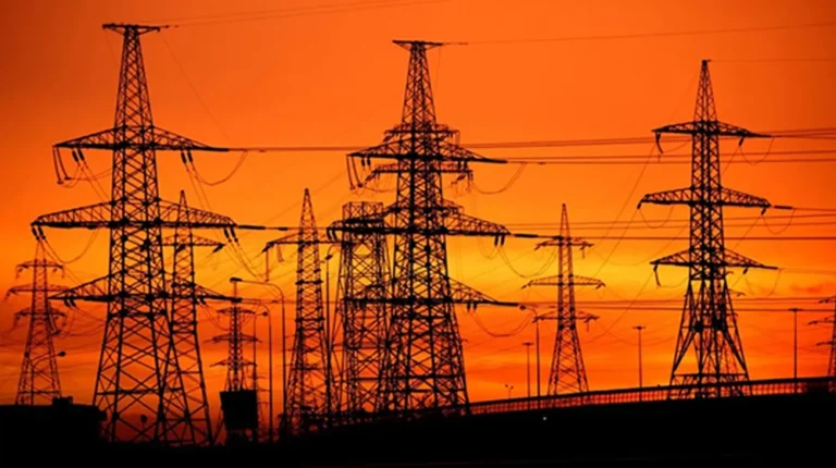 Pakistan's Circular Debt Nears Rs1.9 Trillion as Power Sector Finances Worsen