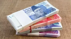 Eid 2026: New Banknotes Sold at Premium Prices Across Pakistan