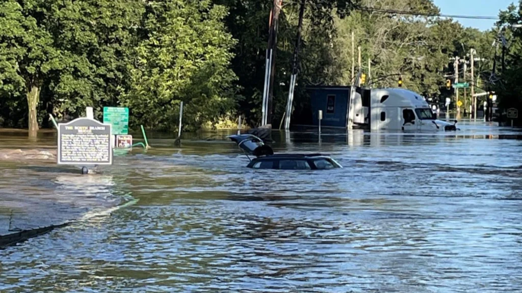 Flash Flood Warning Issued for Topeka and Northeast Kansas as Heavy Rain Hits April 27, 2026